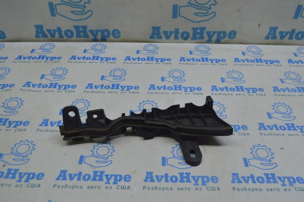 Уплотнитель решетки дворников левый Mercedes GLC X253 16-22 нижний