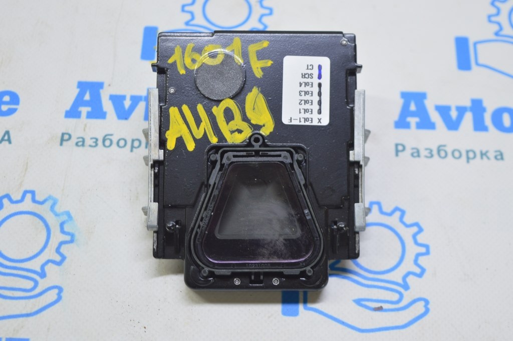 Камера слежения за полосой Audi A4 B9 17- на лобовом стекле, с кронштейном