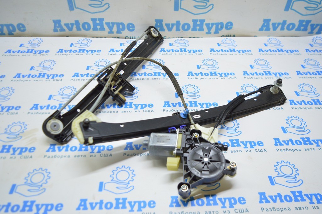 Стеклоподъемник с мотором передний правый Audi A3 8V 15-20