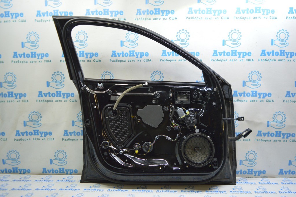 Уплотнитель стекла перед лев Audi A3 8V 15-20