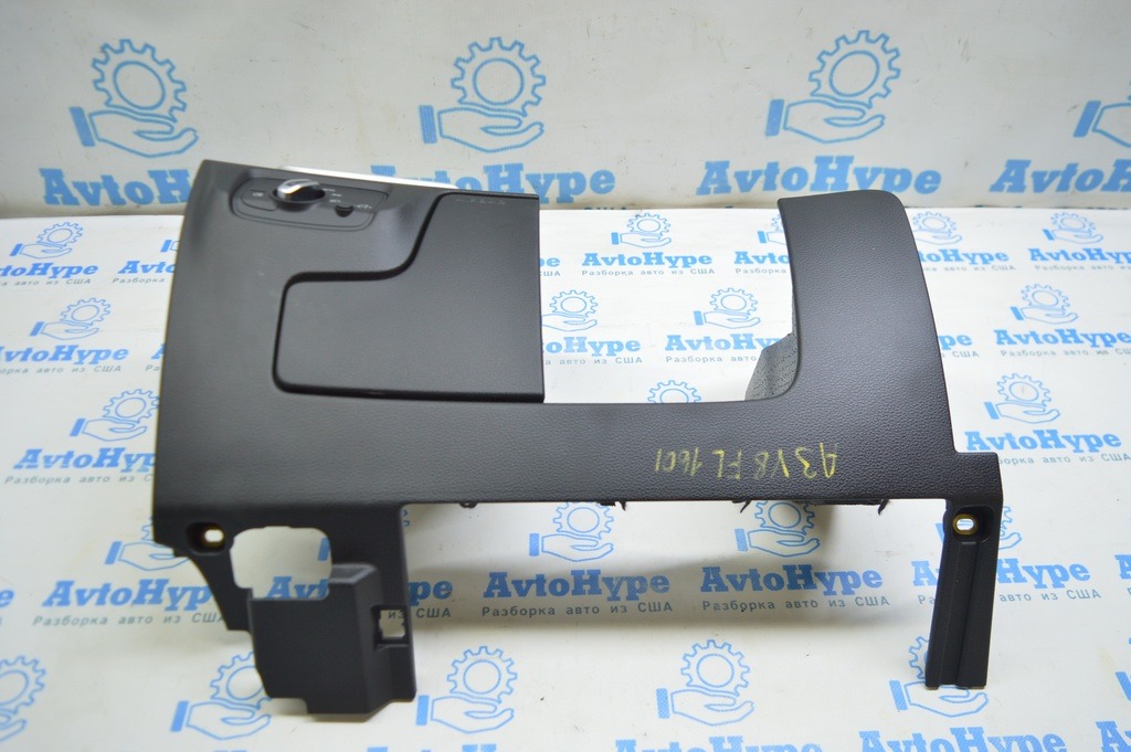 Накладка колени водителя Audi A3 8V 15-20 4d черная