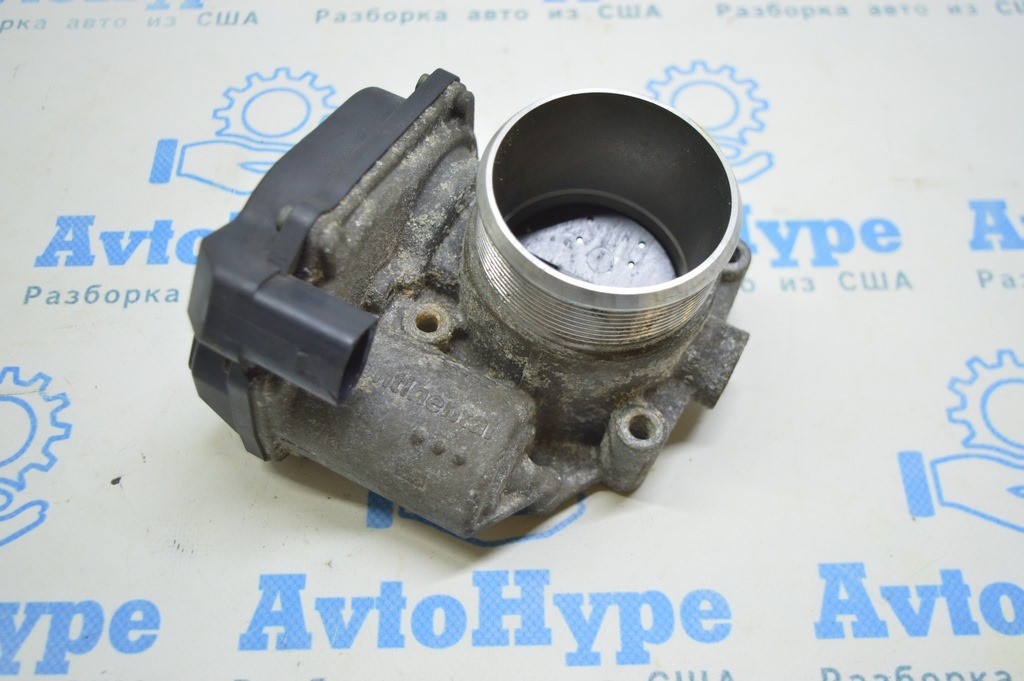 Дроссельная заслонка Audi A3 8V 15-20 (01)