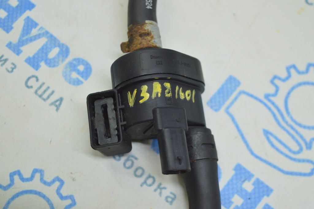 Клапан продувки топлива Audi A3 8V 15-20