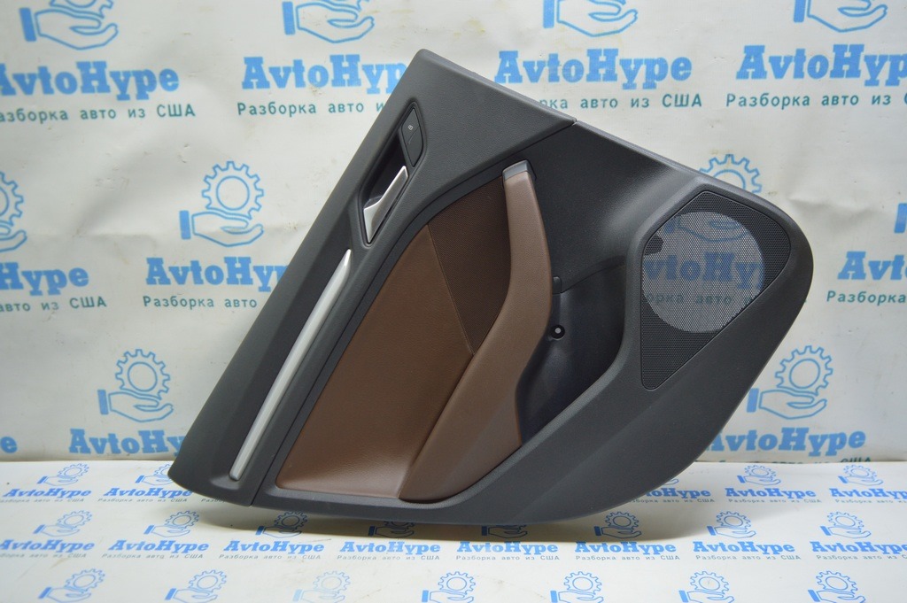 Обшивка двери (карточка) зад лев Audi A3 8V 15-20 коричневый цвет (01)