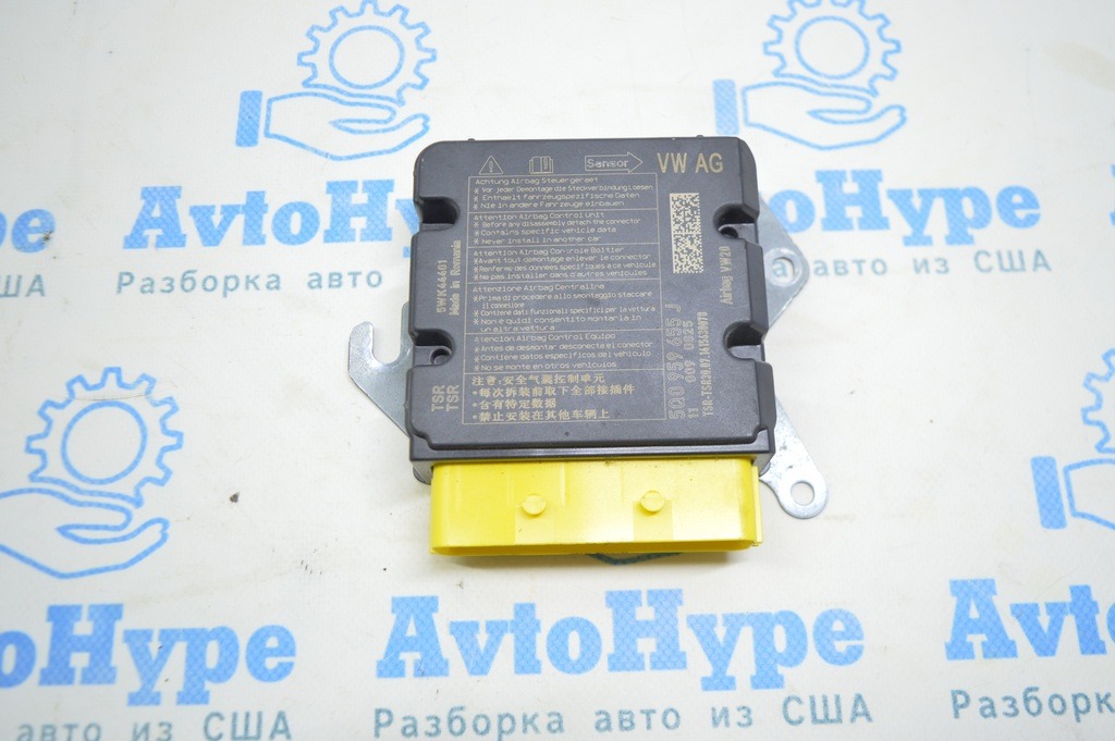 Модуль srs airbag компьютер подушек безопасности Audi A3 8V 15-20 4d, 5d (01) ок