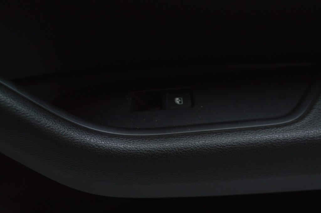 Управление стеклоподъемником передним правым Audi A4 B9 17-