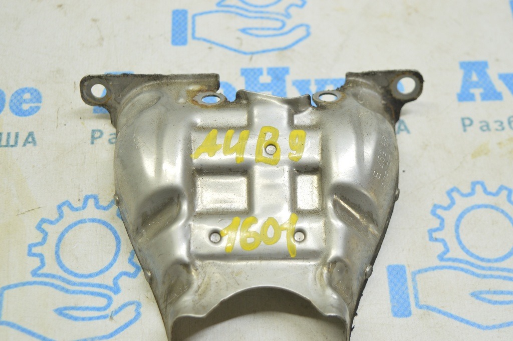 Тепловой экран турбины Audi A4 B9 17- 2.0T