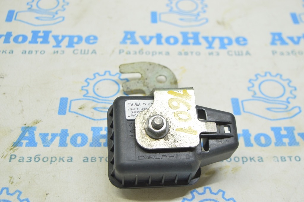 Кронштейн сирены Audi A4 B9 17-