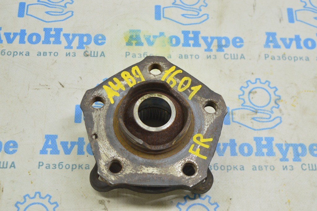 Ступица передняя правая Audi A4 B9 17-