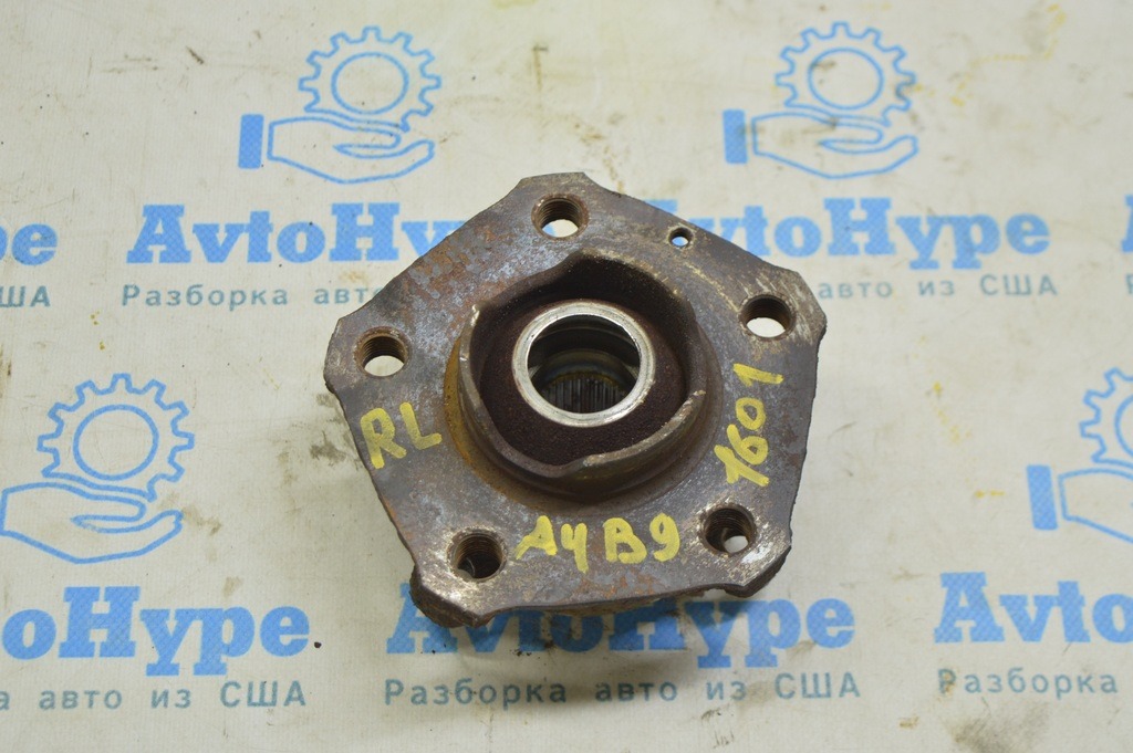 Ступица задняя левая Audi A4 B9 17- (01)