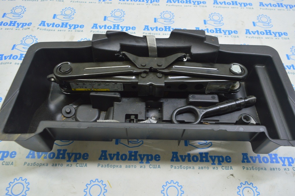 Поддон багажника под инструмент Audi A4 B9 17- 8W0012169J