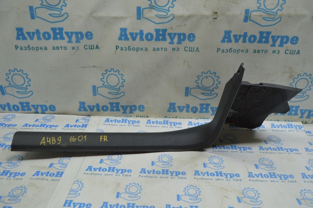 Накладка порога внутр передняя правая Audi A4 B9 17- черная