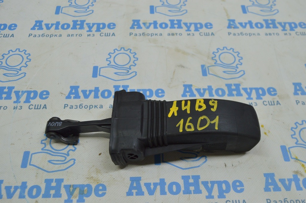 Ограничитель двери передней левой Audi A4 B9 17-