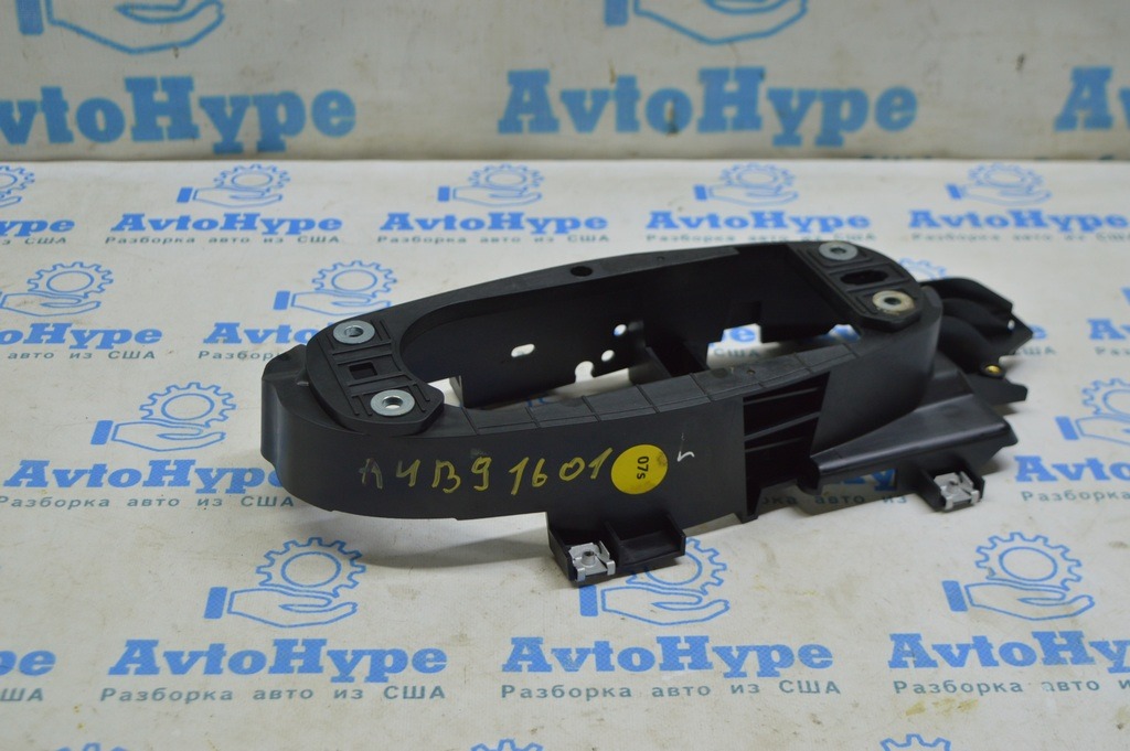 Крепление шифтера КПП Audi A4 B9 17-