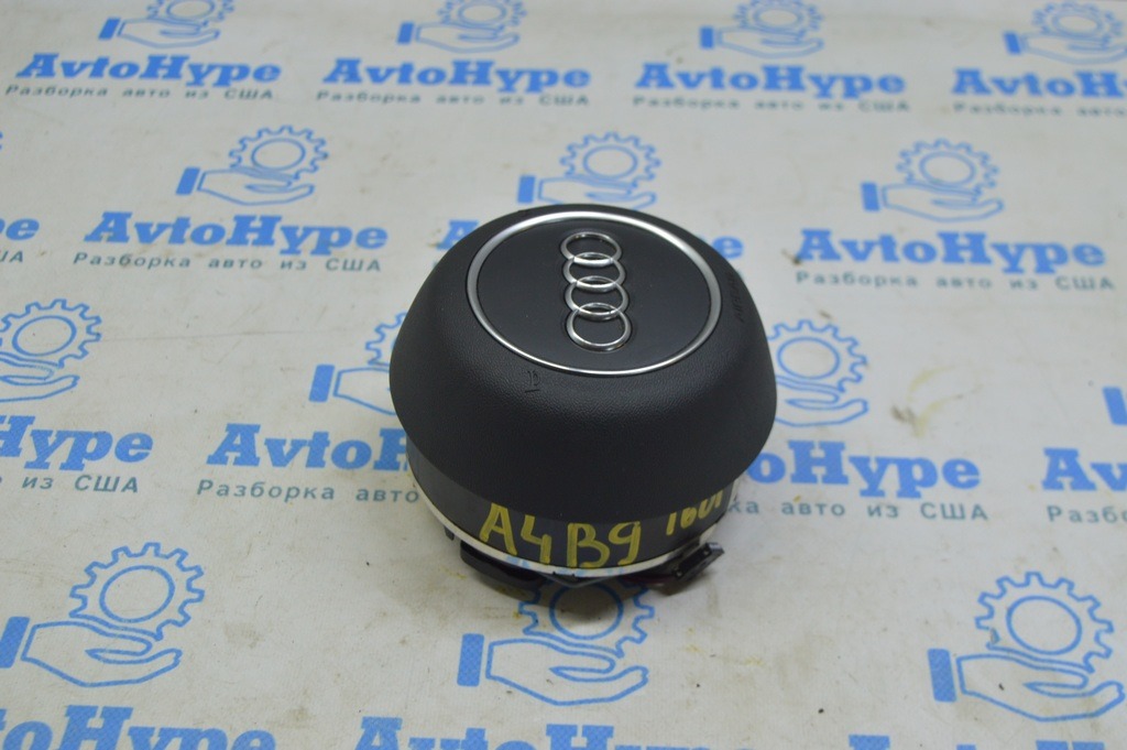 Подушка безопасности airbag в руль водительская Audi A4 B9 17- черная (01)