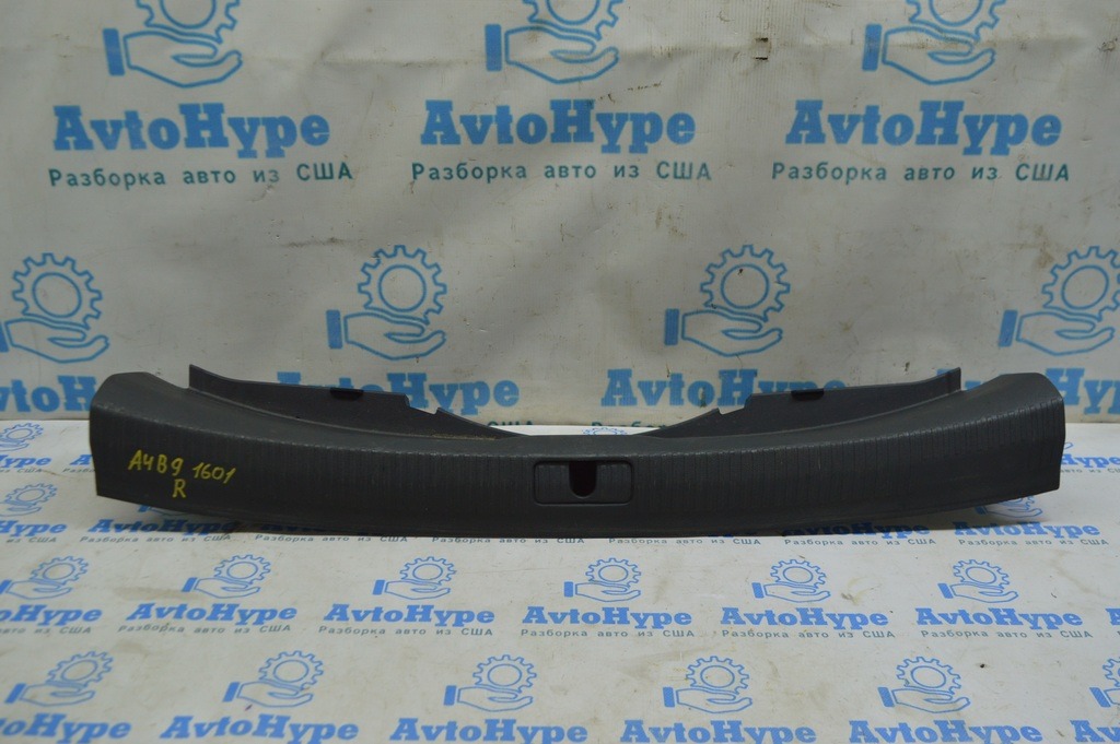 Накладка проема багажника Audi A4 B9 17- черная