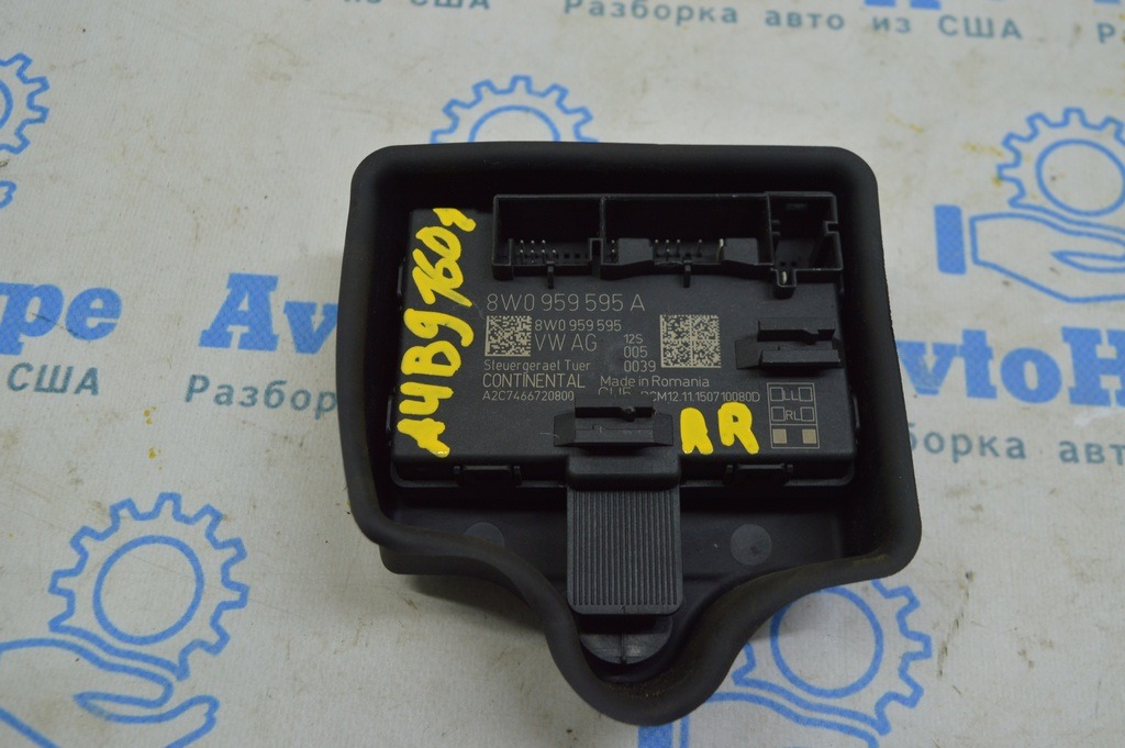 Компьютер двери задней правой Audi A4 B9 17-