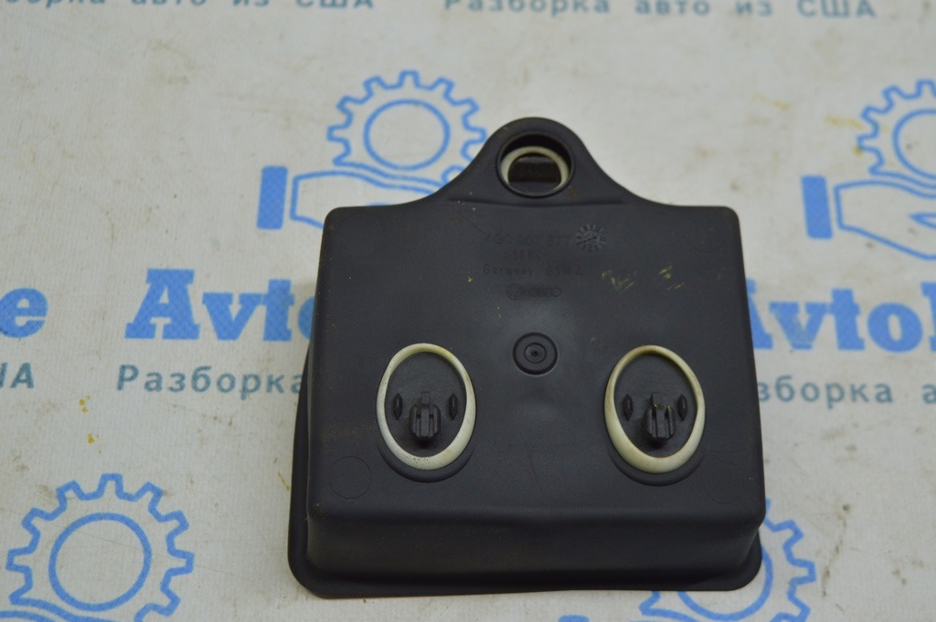 Кожух компьютера двери задней правой Audi A4 B9 17-