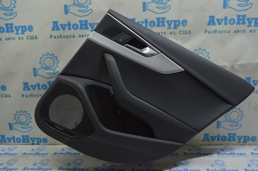 Обшивка двери карточка задняя правая Audi A4 B9 17-19 черная, царапина