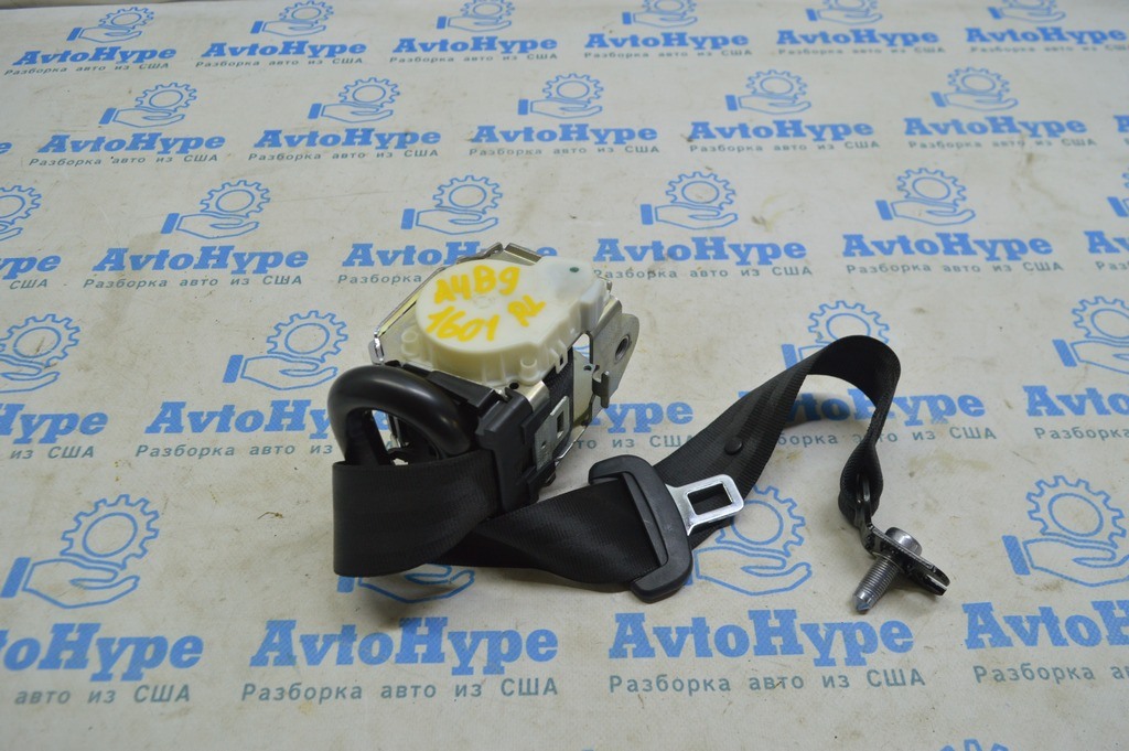 Ремень безопасности задний левый Audi A4 B9 17- черный