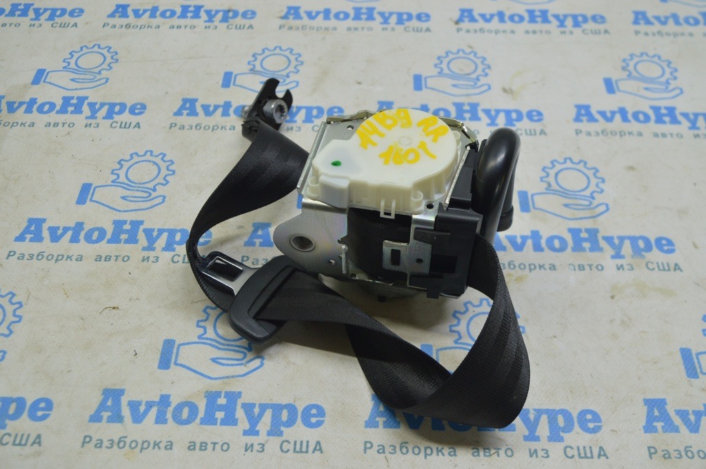 Ремень безопасности задний правый Audi A4 B9 17- черный