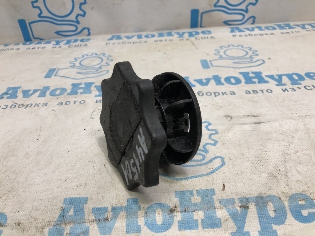 Крепление запасного колеса Audi A4 B8 08-16 седан