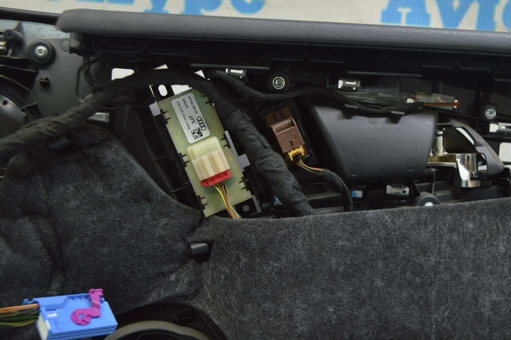 Кнопки памяти сидения перед лев Audi A6 C7 12-18