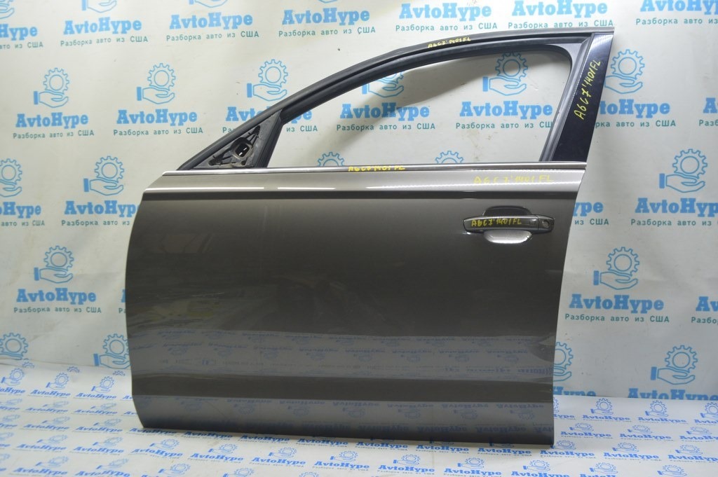 Дверь в сборе передняя левая Audi A6 C7 12-18 Y7Y7 (01) как на фото,в цвет ,идеал