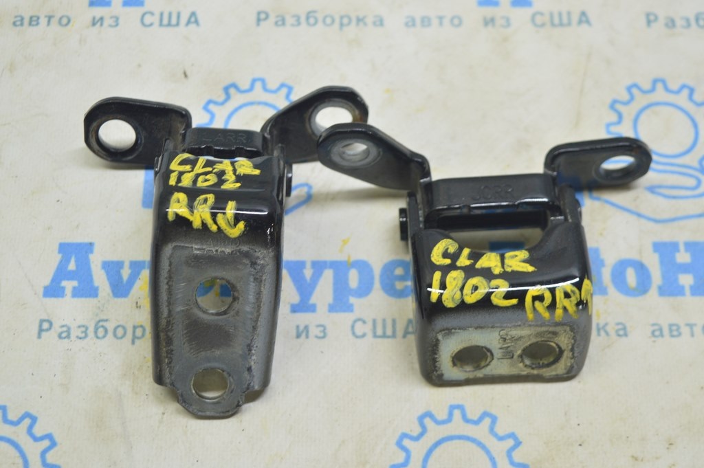 Петля двери нижняя задняя правая Honda Clarity 18-21 usa
