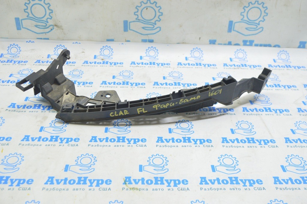 Крепление переднего бампера центр левое Honda Clarity 18-21 usa