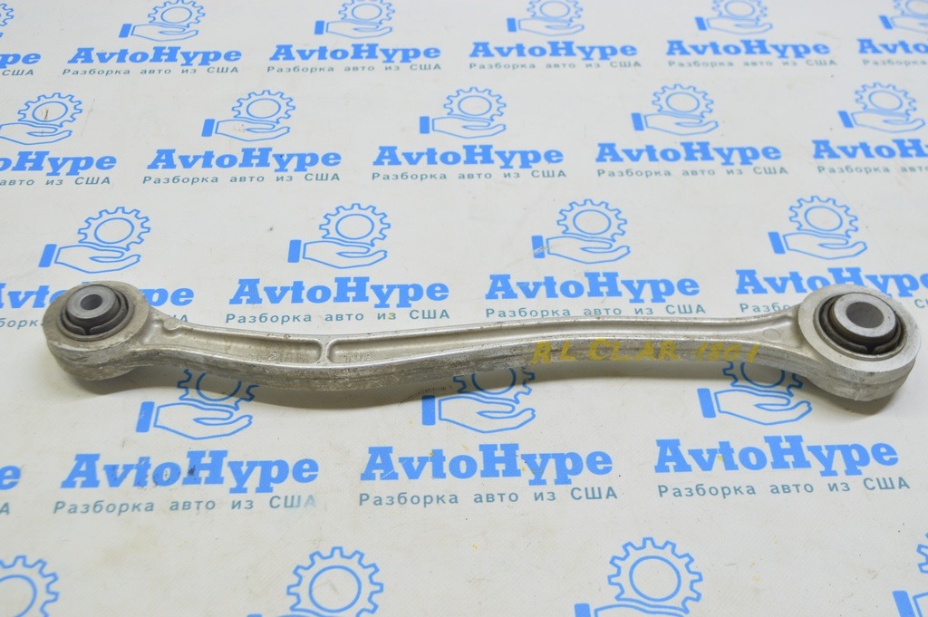 Рычаг верхний задний левый Honda Clarity 18-21 usa