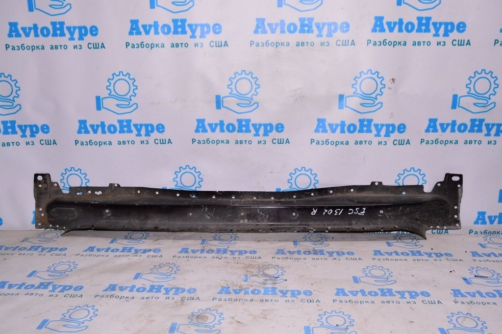 Задняя панель Ford Escape MK3 13- (02)