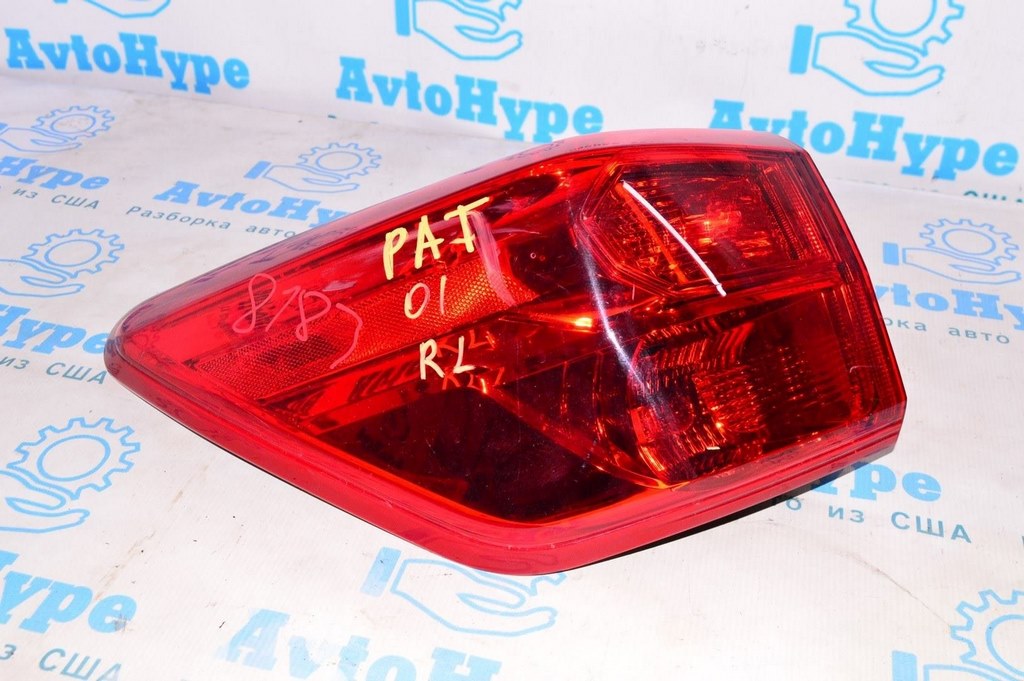 Фонарь внешний (крыло) левый Nissan Pathfinder 17-19 рест