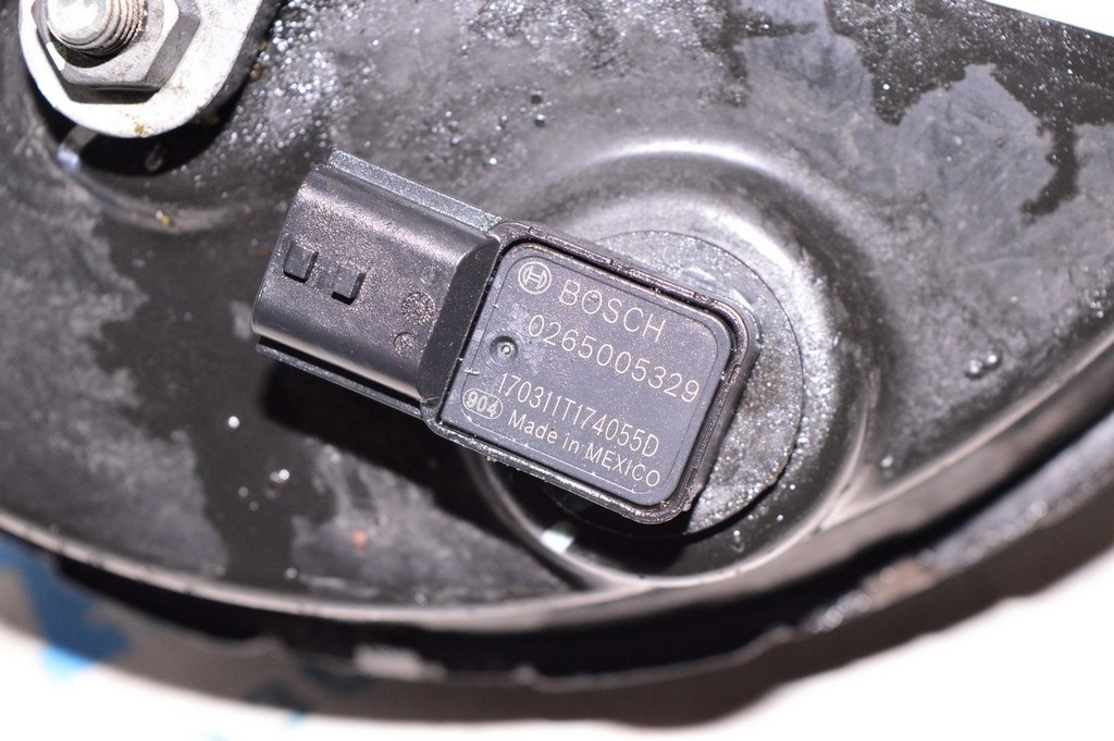 Датчик давления вакуумного усилителя тормозов Nissan Pathfinder 13-