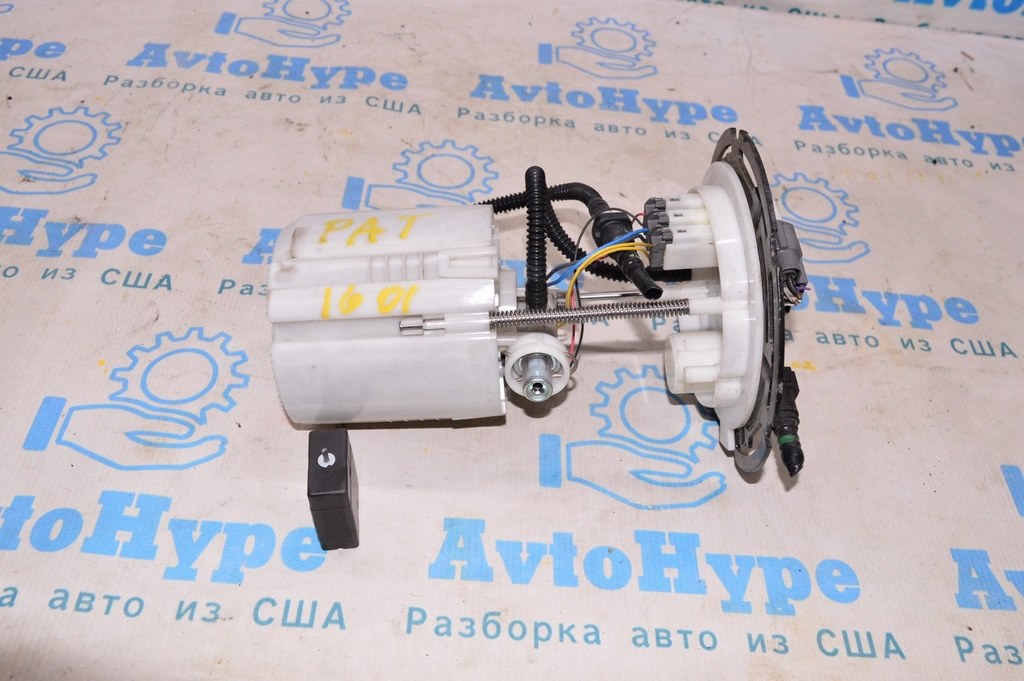 Топливный насос (бензонасос) Nissan Pathfinder 13-