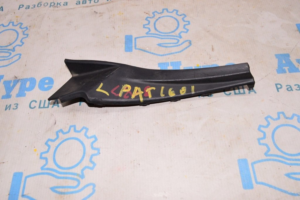 Уплотнитель решетки дворников лев Nissan Pathfinder 13-