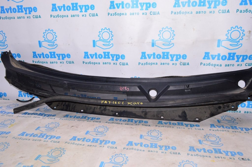 Решетка дворников (пластик) Nissan Pathfinder 13-