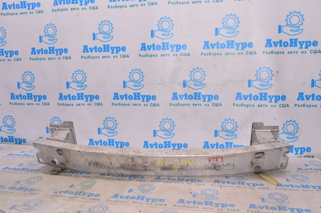 Усилитель переднего бампера Nissan Pathfinder 13-