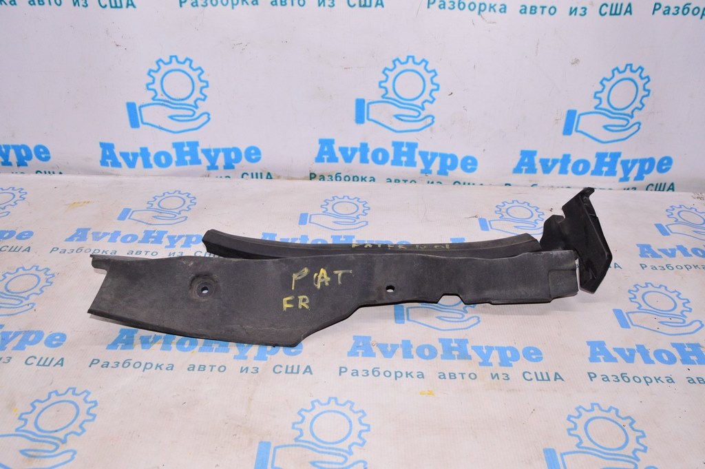 Уплотнитель крыла капот-крыло прав Nissan Pathfinder 13-