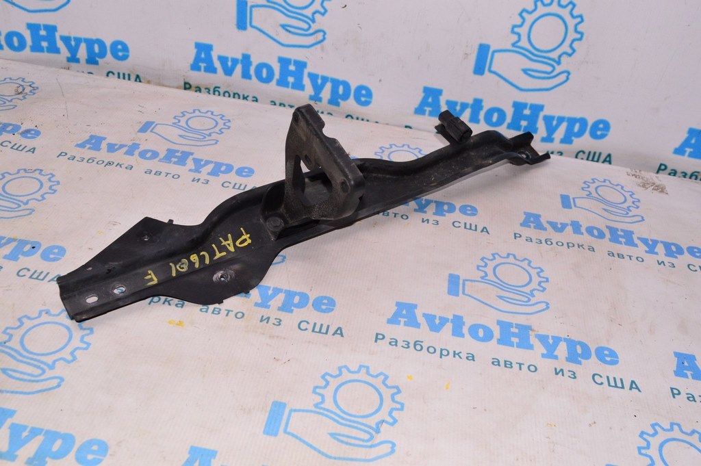 Планка замка капота Nissan Pathfinder 13-