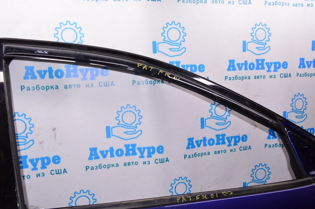 Ветровик перед прав Nissan Pathfinder 13- (комплект 20$)