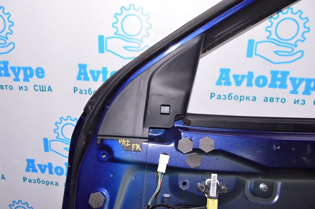 Уголок накладка зеркала перед прав Nissan Pathfinder 13-