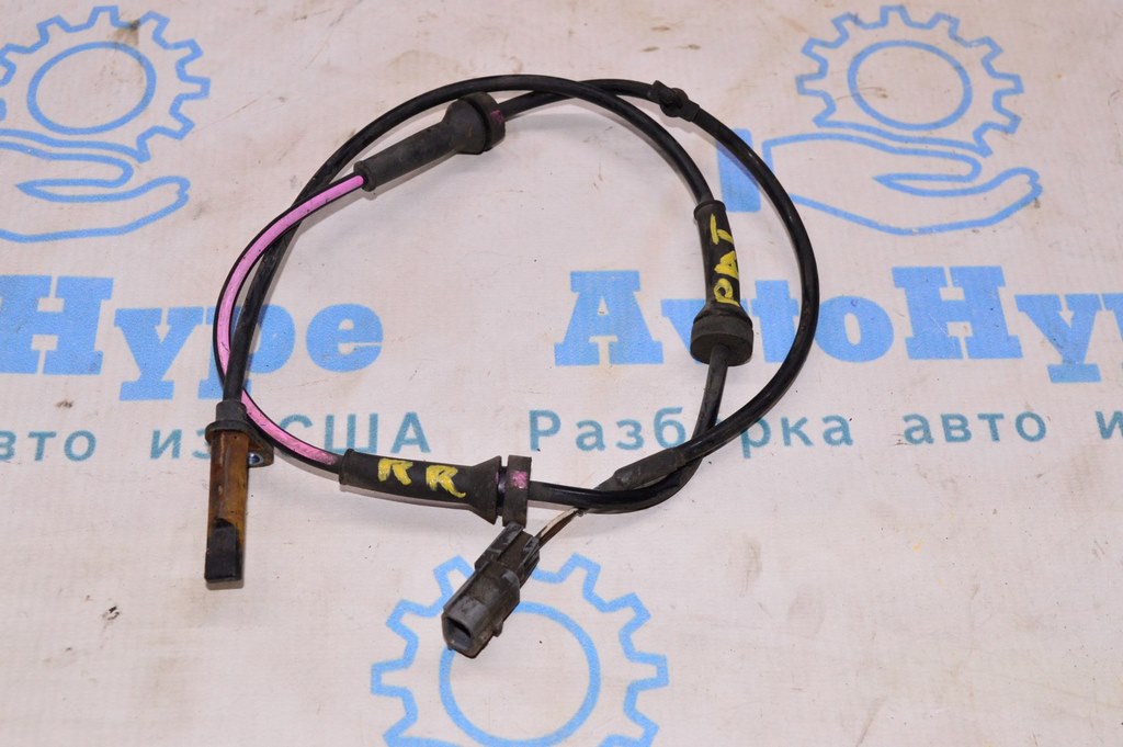 Датчик ABS зад прав Nissan Pathfinder 13-