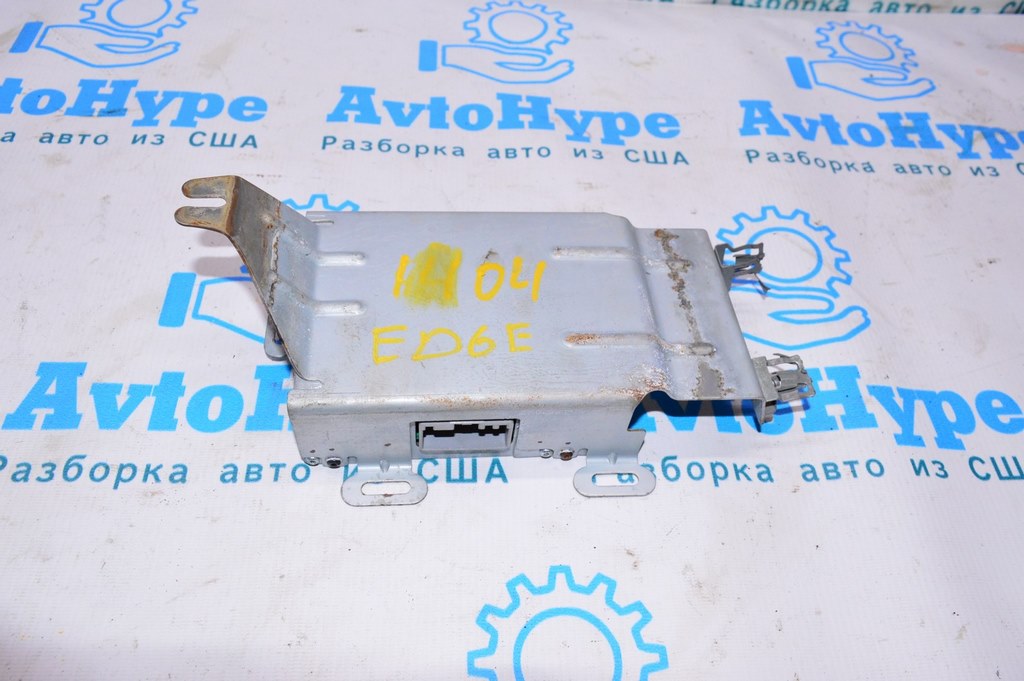 Преобразователь напряжения на 110 Ford Edge 15- (04)