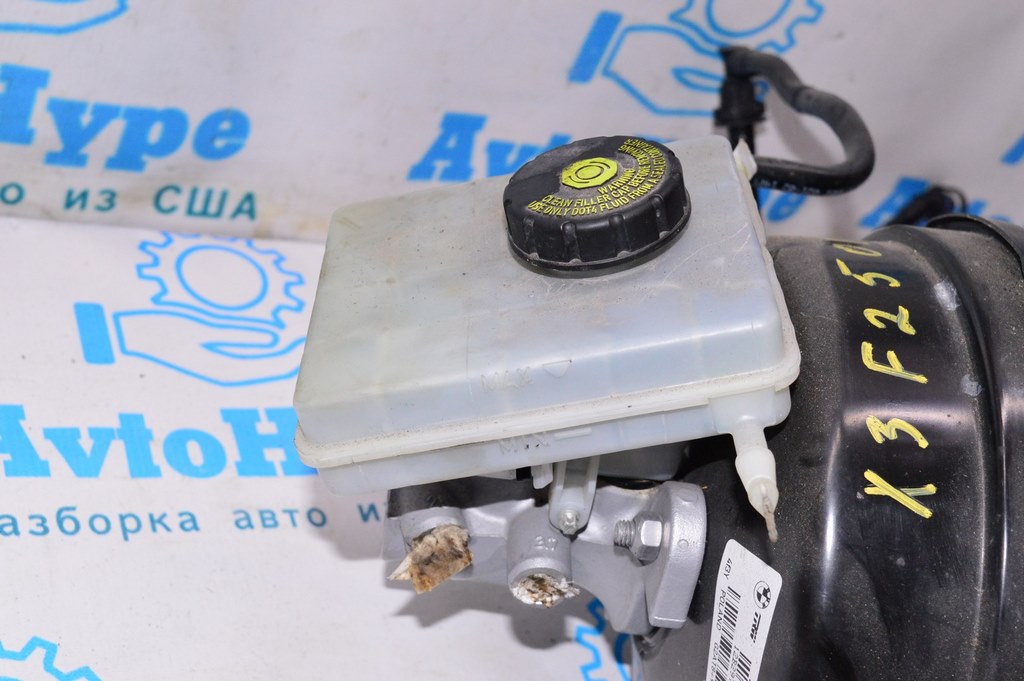 Главный тормозной цилиндр BMW X3 F25 11-17 с бачком