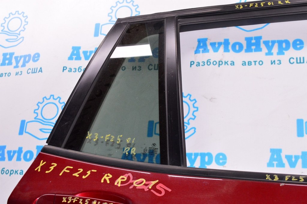 Стекло двери треугольник зад прав BMW X3 F25 11-17