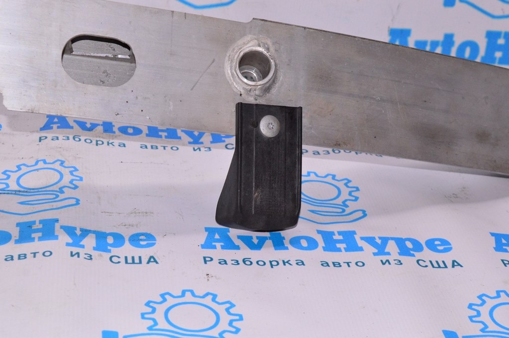 Кронштейн переднего бампера центр низ BMW X3 F25 11-17