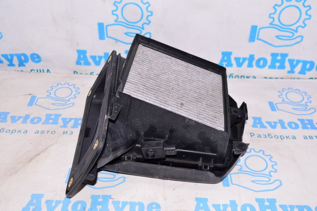Крышка корпуса салонного фильтра низ BMW X3 F25 11-17
