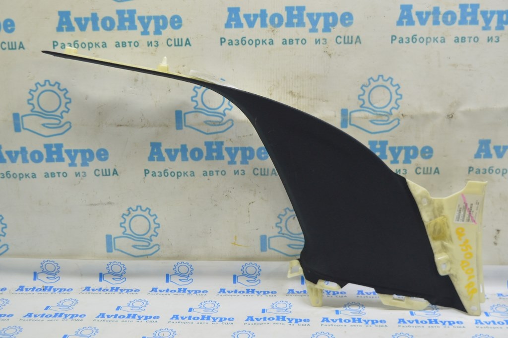 Накладка задней стойки задняя правая верхняя Mercedes X164 GL черн