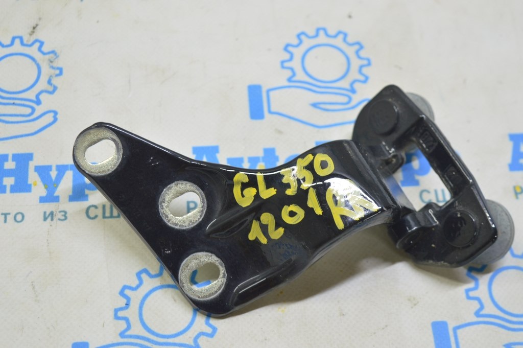 Петля двери багажника правая Mercedes X164 GL